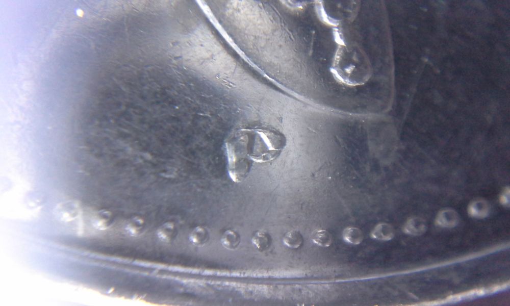 2001-5-Cent-Die-Chips
