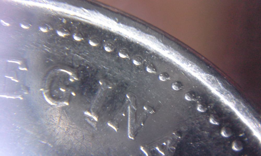 2001-5-Cent-Die-Chips