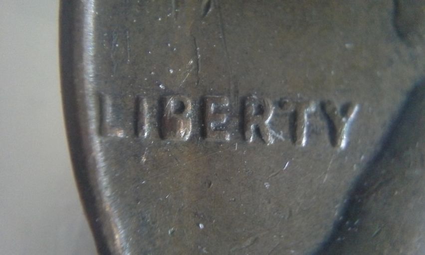 Two-1957-Wheat-Cents-With-Similar-Issues