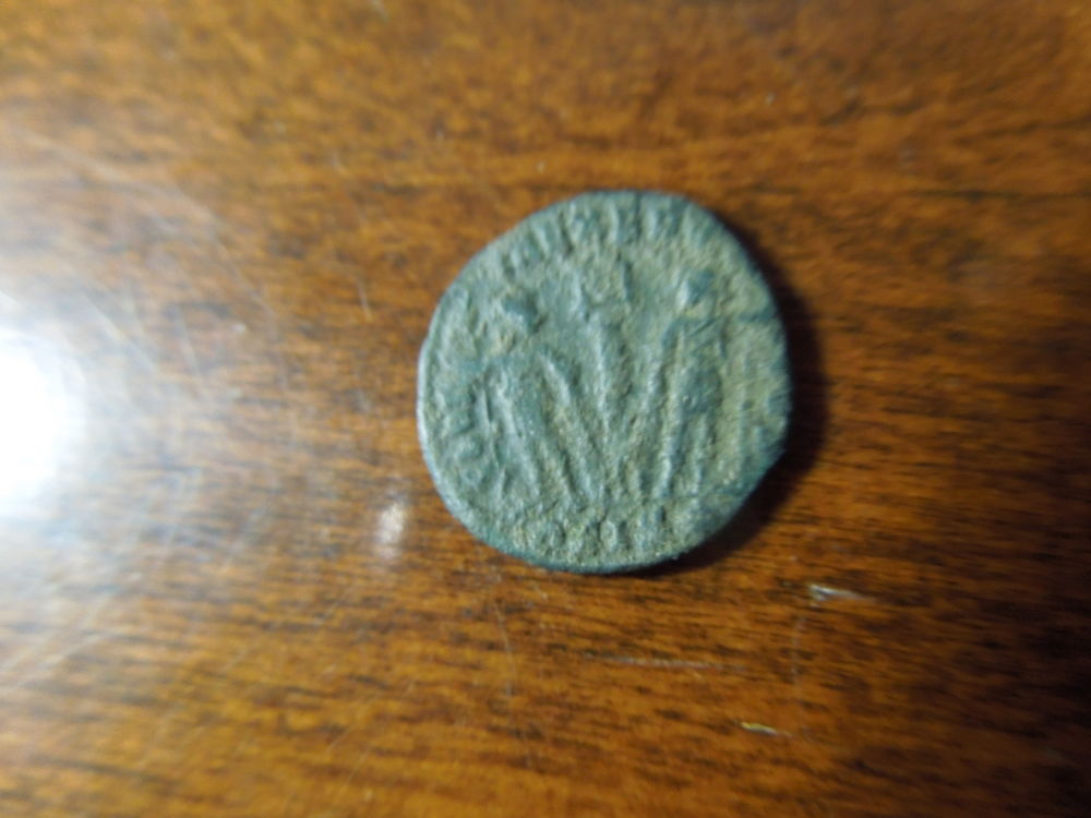Mystery-Coin-That-I-Cant-Identify