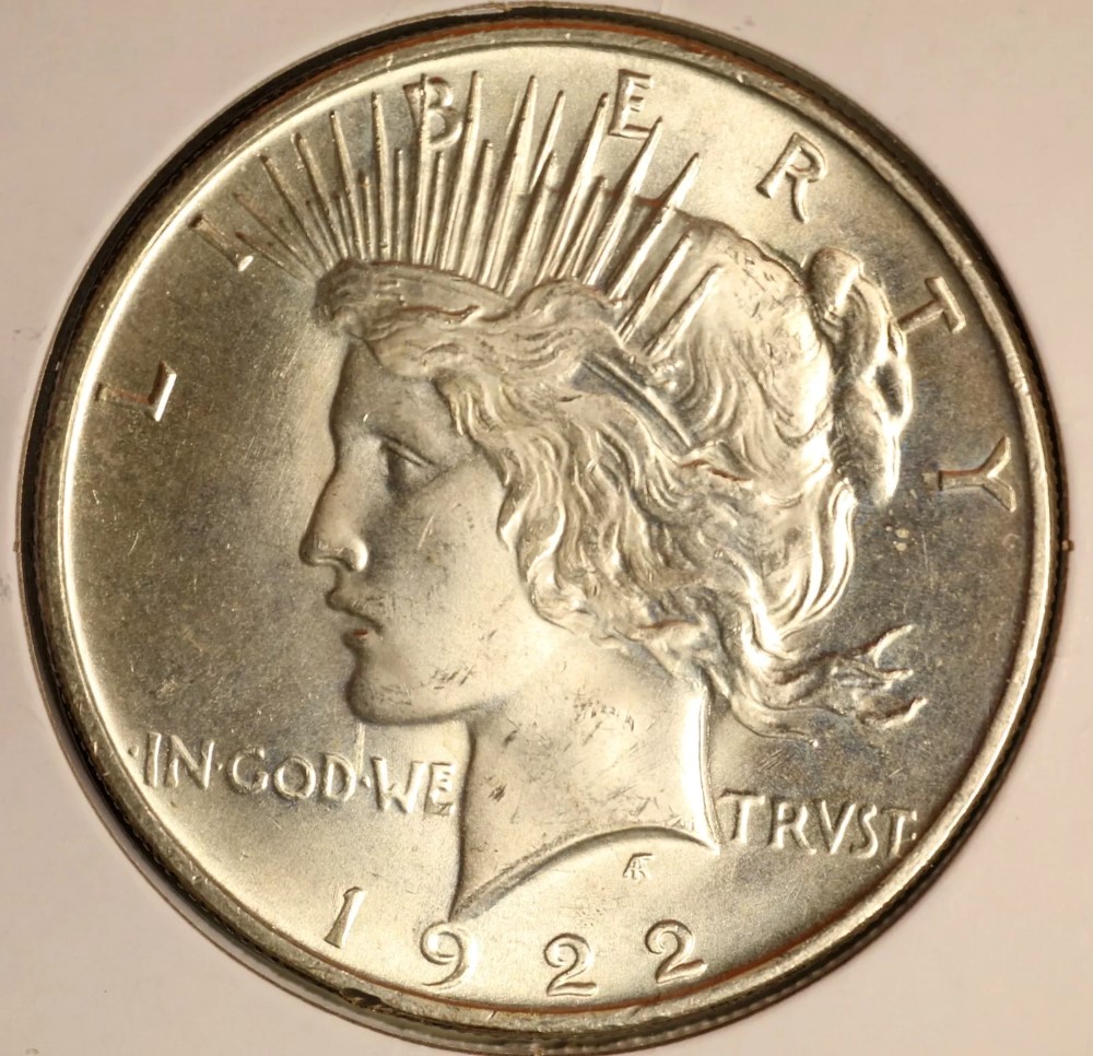 1922-P-VAM-2-P1-Chin-Bar-R6-Peace-Dollar