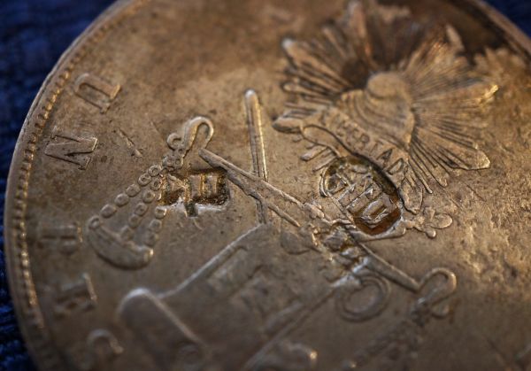 1871-Peso---Countermarks