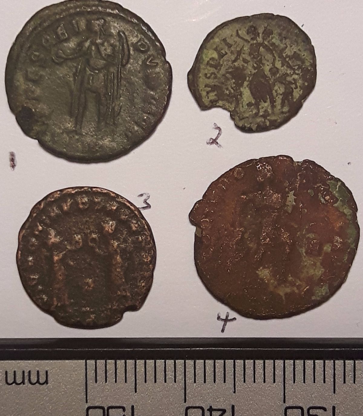 4-Low-Quality-Roman-Coins-That-Need-Identification.