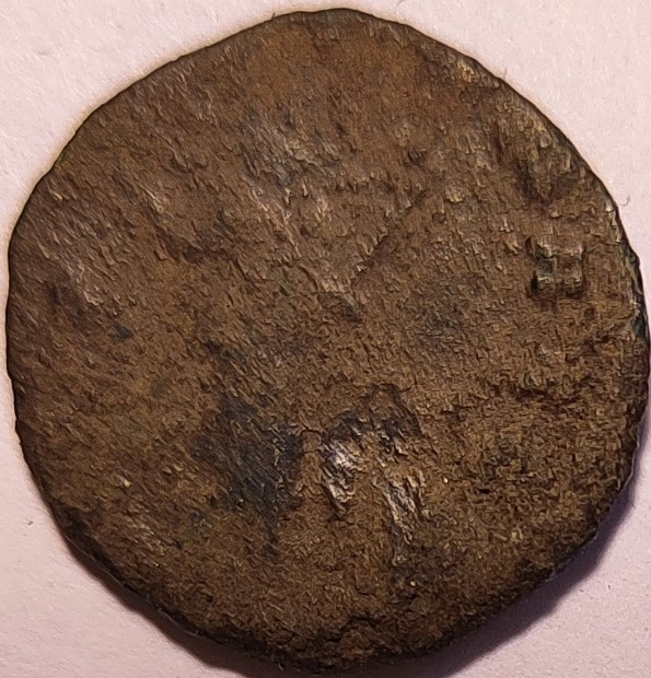 Unknown-Roman-To-Id,-Definitely-A-Radiate,-But-In-Poor-Shape.