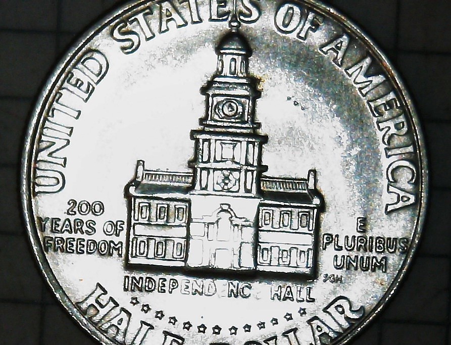 1976-Kennedy-Half-Dollar-Missing-Some-Of-The-Plating