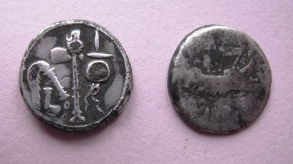 Julius-Caesar-Fourree-Plus