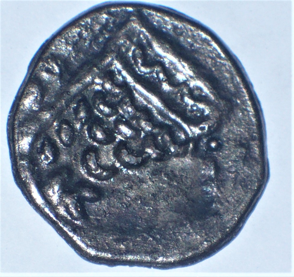 I-Need-Help-Identifying-This-Coin-Please.