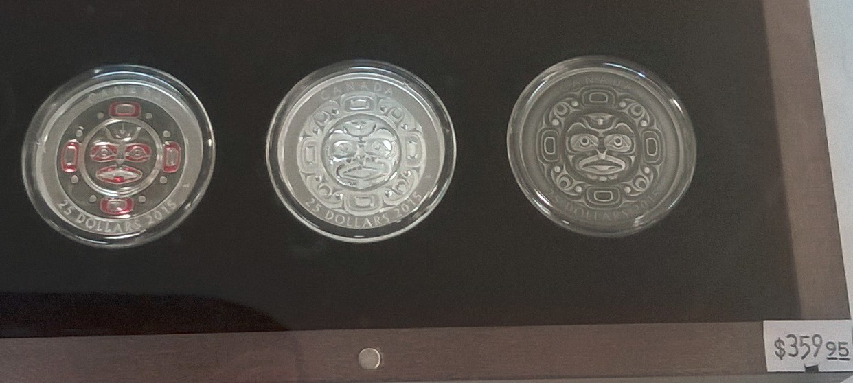 2015-Ultra-High-Relief-3-Coin-Set-Singing-Moon-Mask