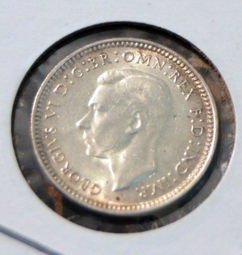 4-WWII-Australian-Coins-2/3-Thoughts-Appreciated-As-To-Grades.