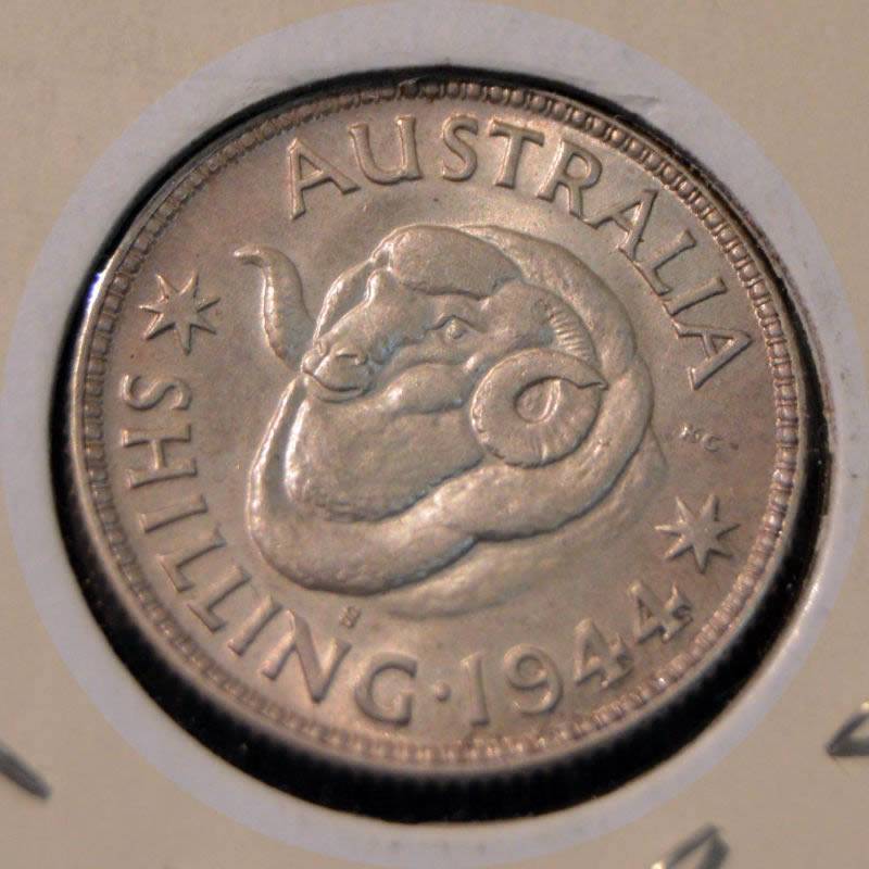 4-WWII-Australian-Coins-2/3-Thoughts-Appreciated-As-To-Grades.