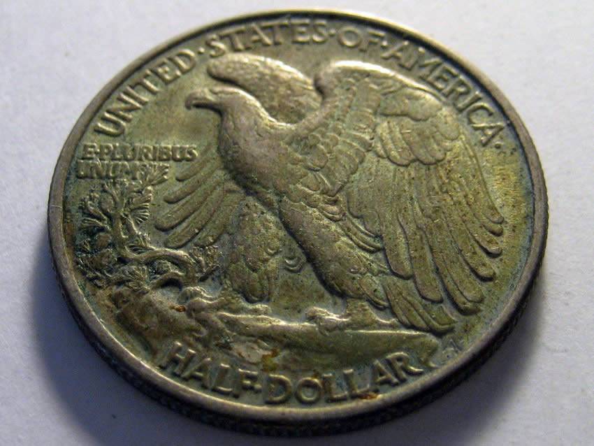 Let's-Grade:-Walking-Liberty-Half-Dollars:-1947-With-Toning-Or-Issues?