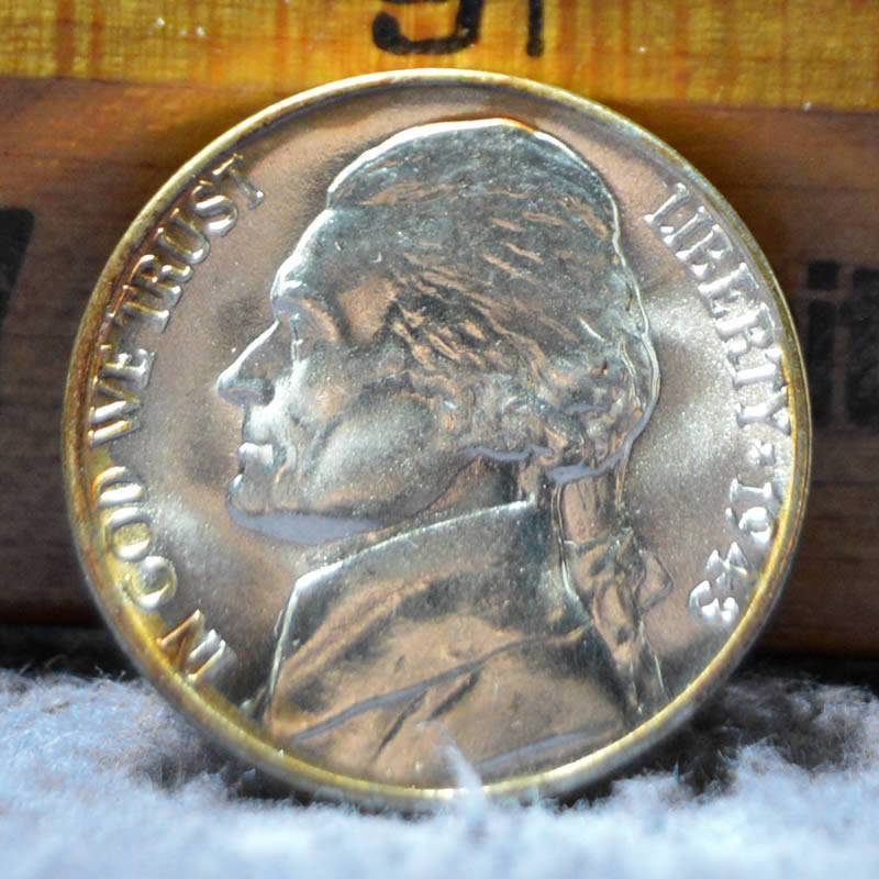 1943-D-Jefferson-War-Nickel-For-Grading,-Toner,-New-Photos