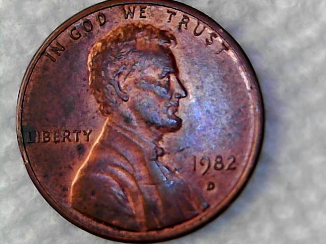 1982-D-LMC-Small-Zin-.RPM-Odverse-Die-Crack-.reverse-Two-Die-Crack.-This-Right