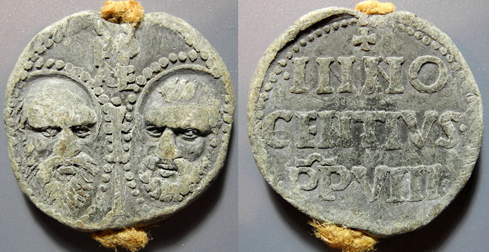 Medieval-Papal-Lead-Seal---Bulla---Innocent-VIII,-1484-1492