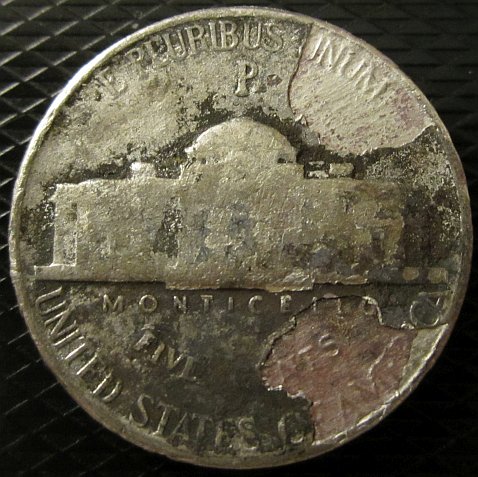 Peeling-1943-P-Silver-War-Nickel?