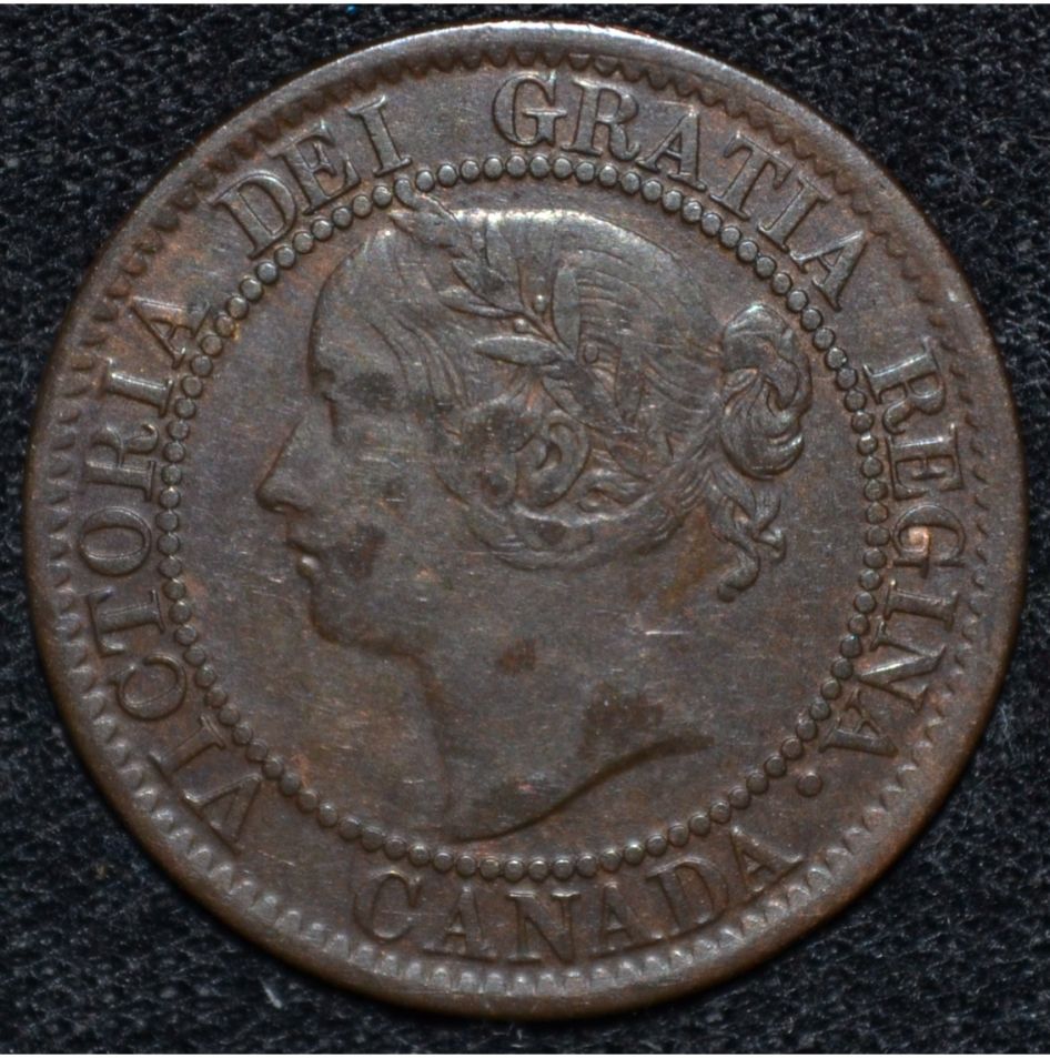 Three-Vicky-Large-Cents