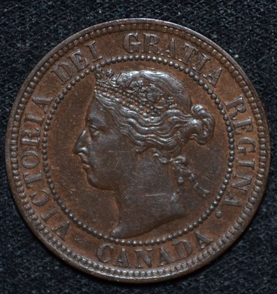 Three-Vicky-Large-Cents