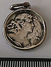 Unidentified-Poss.-Faberge-Russian-Medallion-Dated-Nov-15,-1913