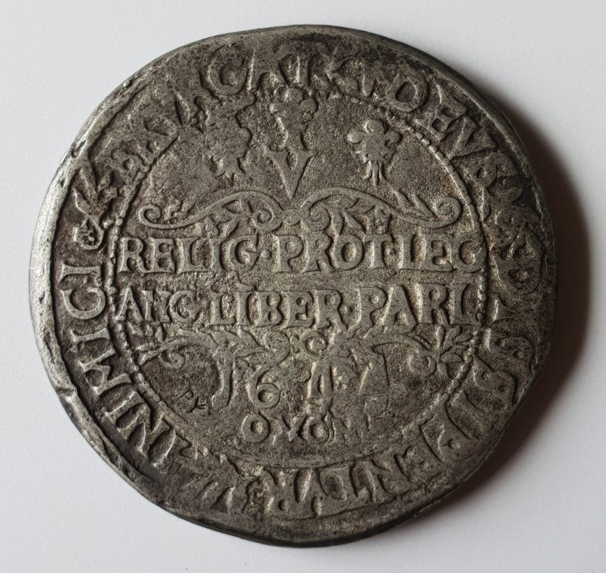 Charles-I-Oxford-Crown-...-A-Fake?
