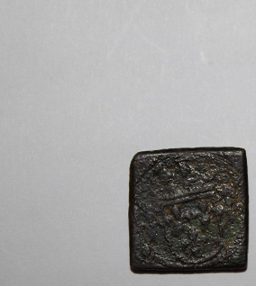 Coin-Square-Weight?-15thc-Square-Brass-?