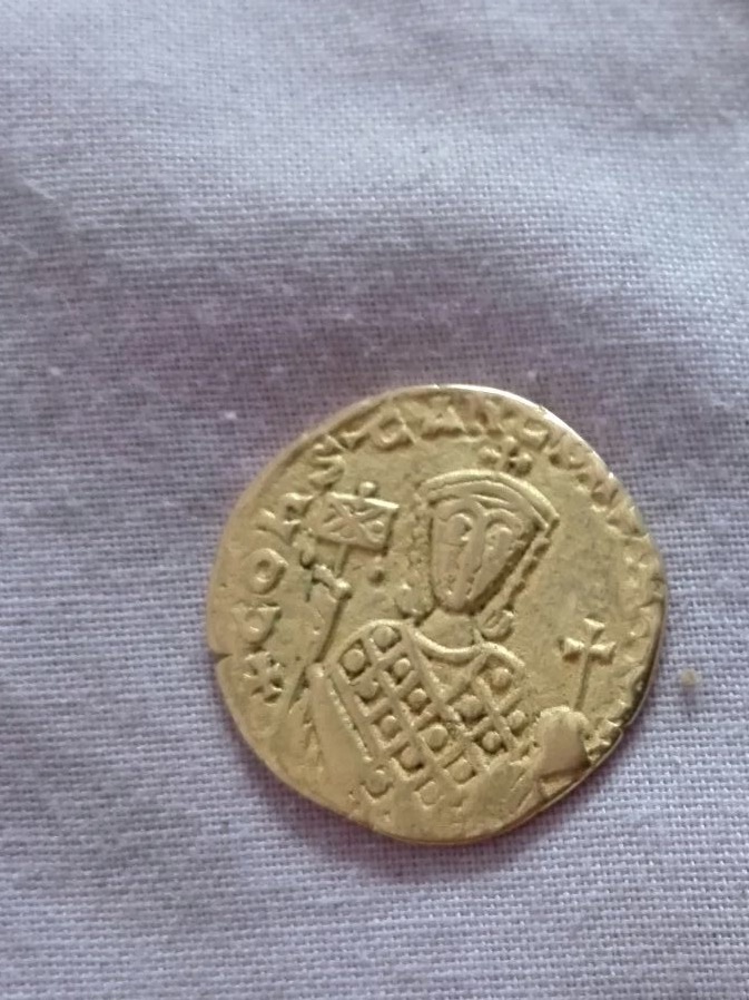 Roman-Gold-Coin...constantine?