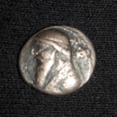 Help-With-ID-On-A-Parthian-Coin