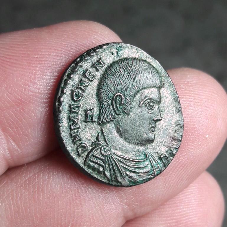 I-Just-Snagged-A-Real-Nice-Magnentius