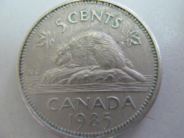1985-Nickel--Dull-With-Lines