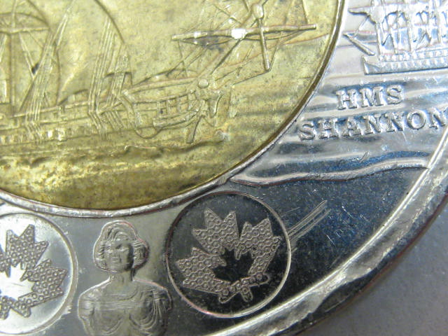 2012-Toonie-Waffled-Rim