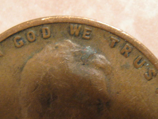 1929-Penny-Low-Letter-On-Obverse