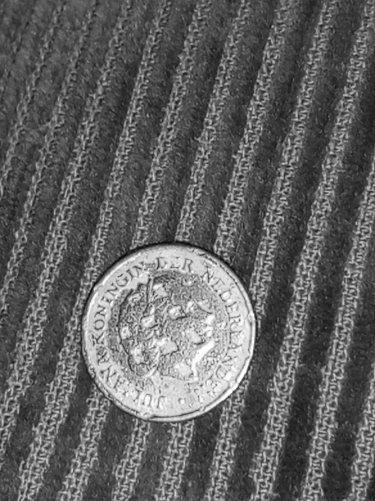 Unusual-Countermark-On-Netherlands-10-Cents-1951