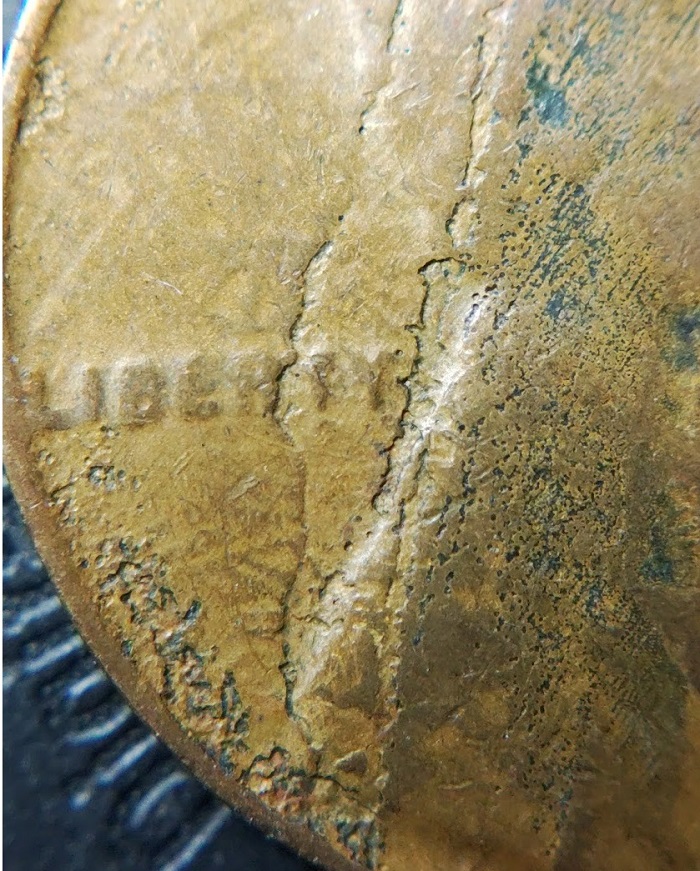 1942-P-Lincoln-Cent-Lamination,-Oxidized-Dark-