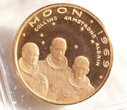 Anyone-Help-ID-This-Token-Or-Medallion-1969-Moon