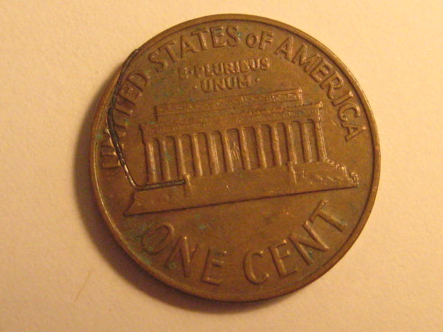 Lincoln-Memorial-Cent-Struck-Thru-Retained-Wire
