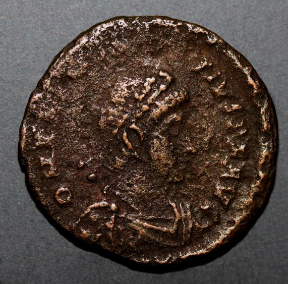 Theodosius-Mint