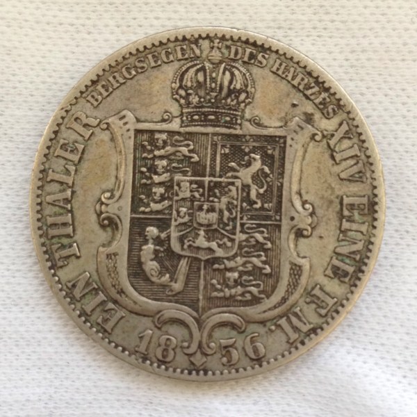 Four-European-Crowns
