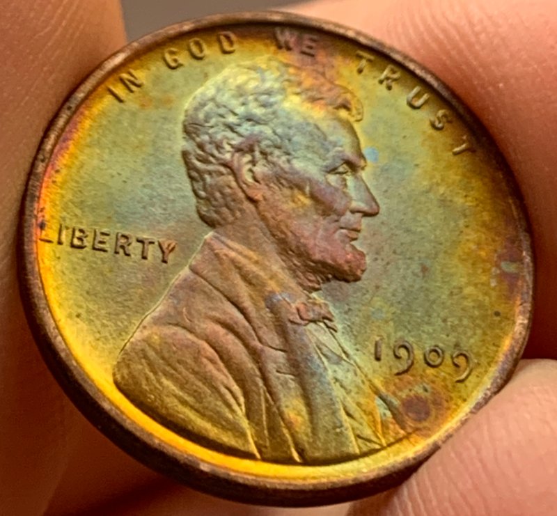 1909-VDB-Wheat-Cent-With-Toning-For-Grading