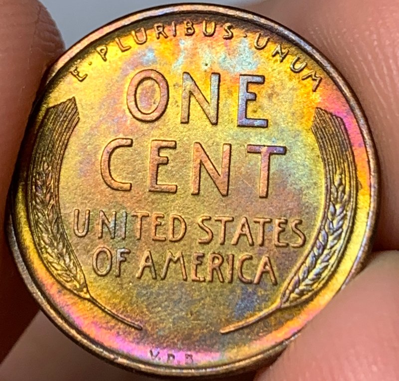 1909-VDB-Wheat-Cent-With-Toning-For-Grading