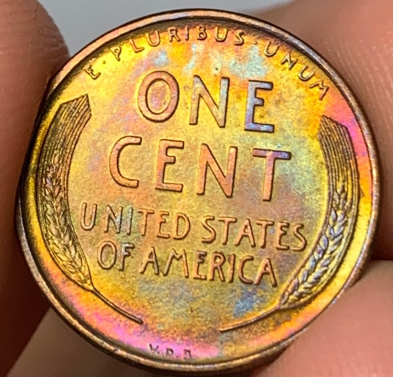 1909-VDB-Wheat-Cent-With-Toning-For-Grading