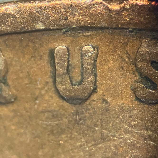 1942-Lincoln-Cent-With-Bizarre-Appearance-Of-Letters-In-Motto