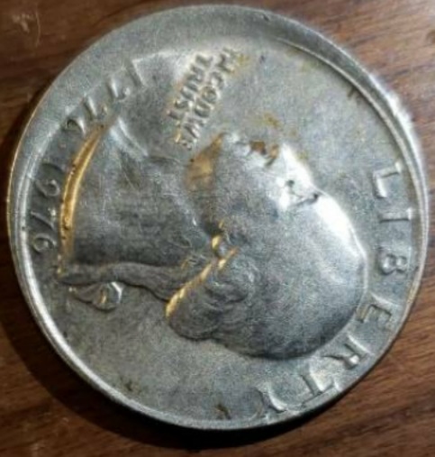 Stamp-Minting-Error-1976-Bicentennial-Quarter