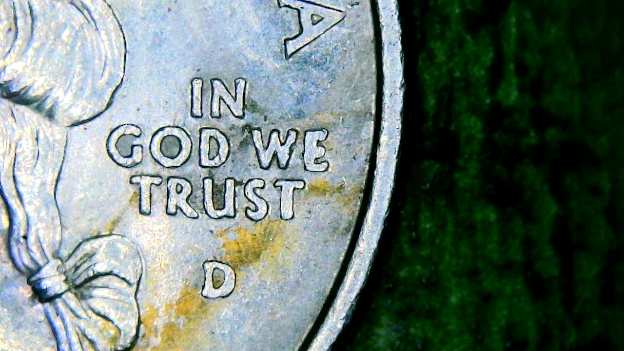 2004-Michigan-Quarter-Why-Is-The-St-Fatter-Than-The-Rest-Of-The-Letters
