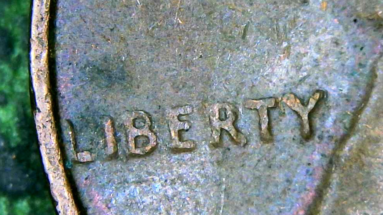 On-My-1971-Penny-Why-Does-The-Back-Of-The-Head-Look-Like-That-And-Its-Missing-The-F-In-FG