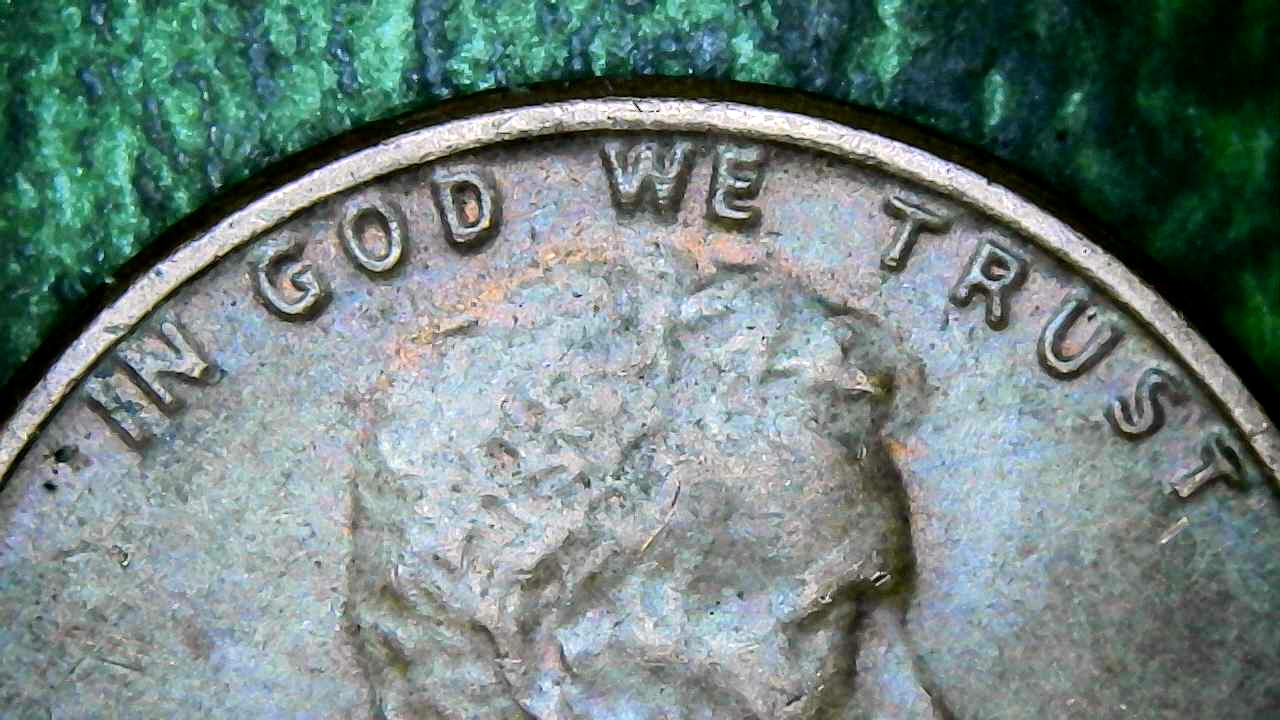 On-One-Of-My-1982-D-Large-Date-Penny-Is-This-A-DDO-And-Maybe-DDR