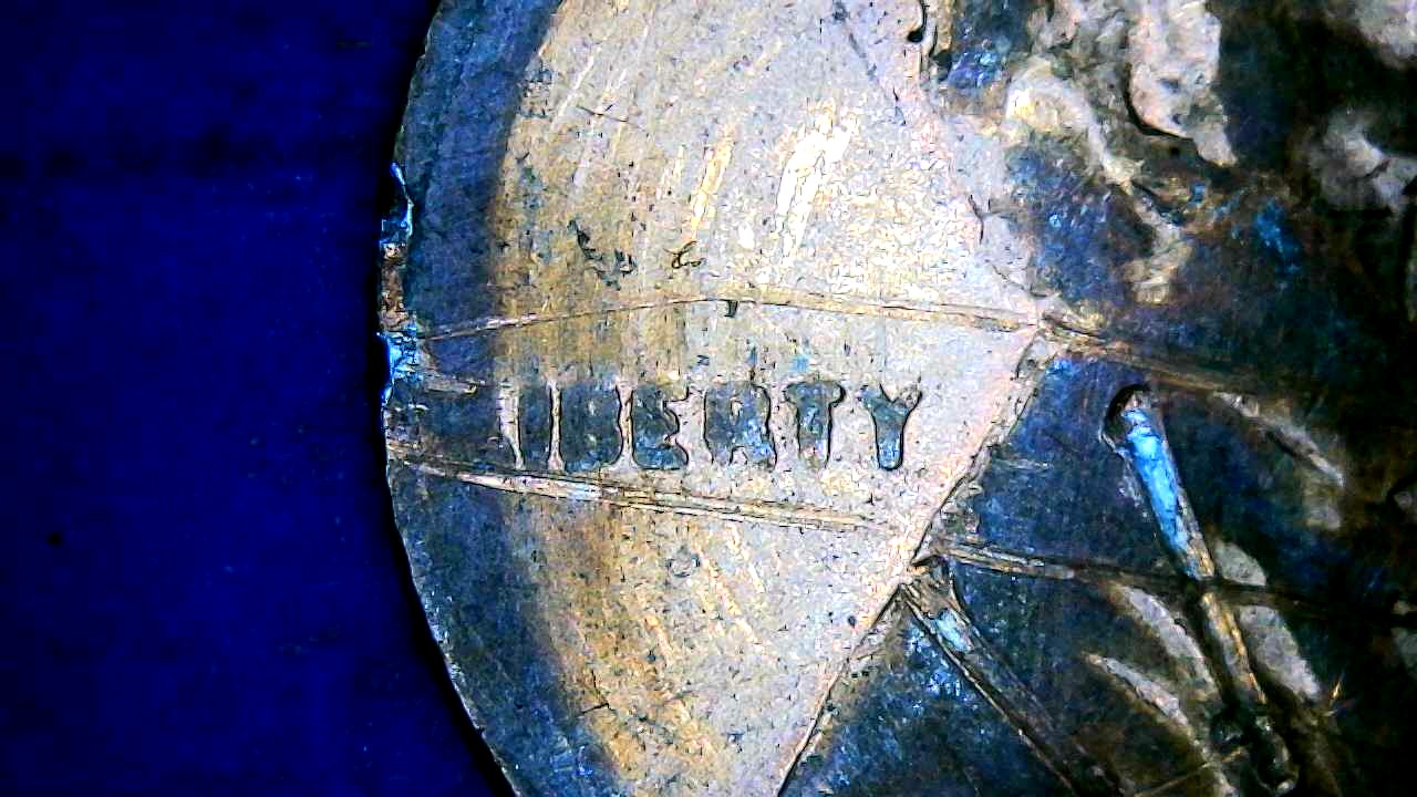 2016-D-Penny-I-Know-Its-Not-Worth-Only-1-Cent-But-I'm curious-Why-Is-The-Lettering-So-Big