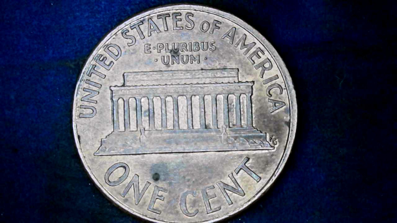 1992-D-Penny-Is-Lincoln's-Chin-Or-Is-It-Normal-This-Year-To-Look-Like-That
