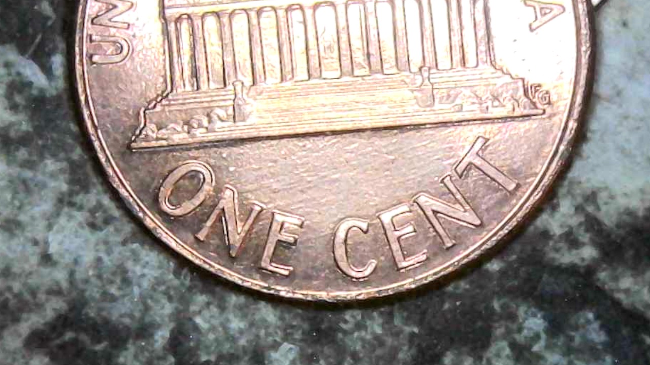 1991-D-Cent-On-The-Reverse-And-The-3RD-Piller-To-The-Right-Is-It-Doubled