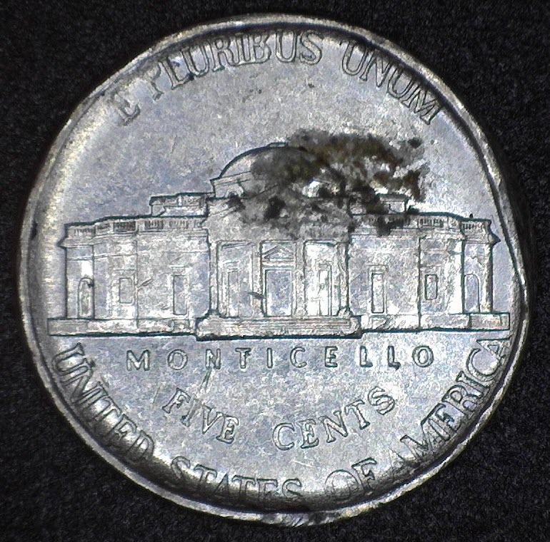 1999-D-Jefferson-Nickel-Broadstruck-Errror?