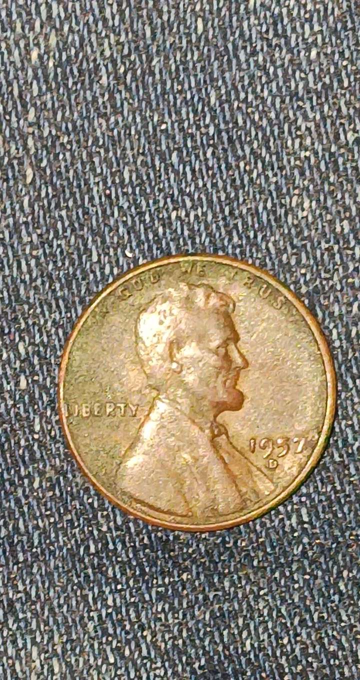 Found-An-Interesting-1957-D-Wheat-Penny-And-Don't-Know-Much-About-The-Hobby-Yet-But-Am-Enjoying-It.