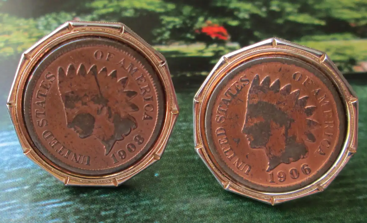 Bad-Jewelery-Made-From-Coins